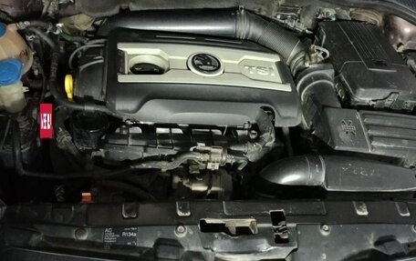 Skoda Yeti I рестайлинг, 2014 год, 1 400 000 рублей, 12 фотография