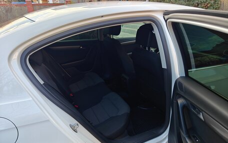 Volkswagen Passat B7, 2011 год, 1 190 000 рублей, 28 фотография