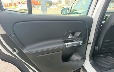 Mercedes-Benz GLB, 2019 год, 3 420 000 рублей, 24 фотография