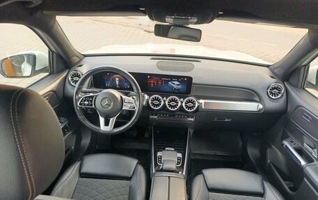 Mercedes-Benz GLB, 2019 год, 3 420 000 рублей, 31 фотография