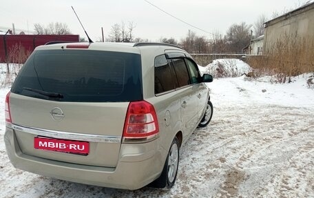 Opel Zafira B, 2011 год, 750 000 рублей, 4 фотография