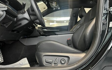 Toyota Camry, 2025 год, 4 665 000 рублей, 16 фотография