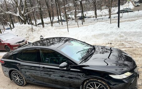 Toyota Camry, 2021 год, 3 450 000 рублей, 5 фотография