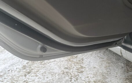 Honda Insight II рестайлинг, 2010 год, 950 000 рублей, 10 фотография