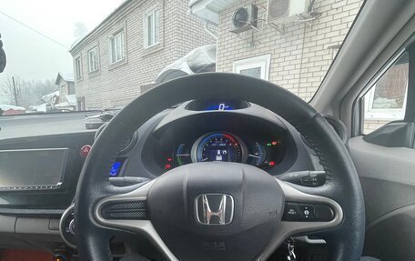 Honda Insight II рестайлинг, 2010 год, 950 000 рублей, 2 фотография