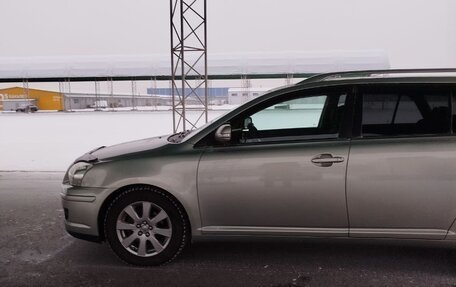 Toyota Avensis III рестайлинг, 2008 год, 1 060 000 рублей, 3 фотография