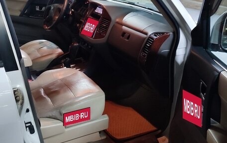 Mitsubishi Montero III, 2003 год, 680 000 рублей, 10 фотография