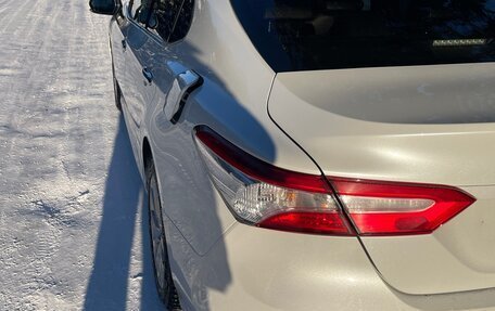 Toyota Camry, 2018 год, 2 770 000 рублей, 12 фотография