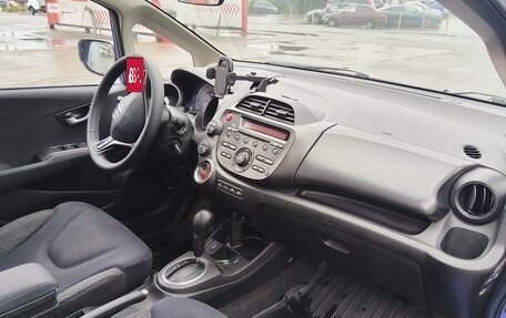 Honda Jazz II рестайлинг, 2012 год, 749 000 рублей, 12 фотография