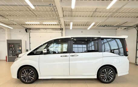 Honda Stepwgn IV, 2015 год, 1 799 999 рублей, 3 фотография