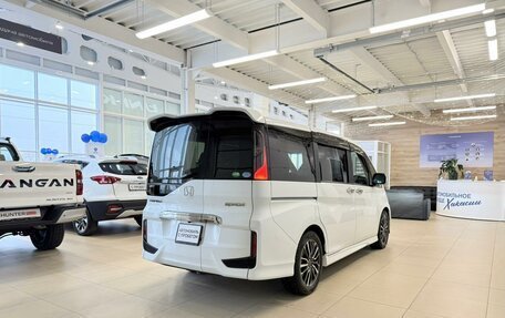 Honda Stepwgn IV, 2015 год, 1 799 999 рублей, 6 фотография