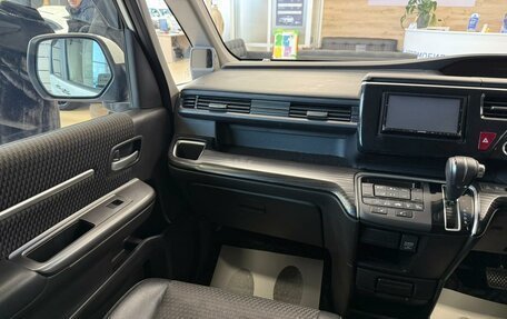 Honda Stepwgn IV, 2015 год, 1 799 999 рублей, 14 фотография