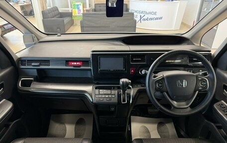 Honda Stepwgn IV, 2015 год, 1 799 999 рублей, 16 фотография