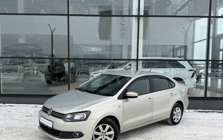Volkswagen Polo VI (EU Market), 2011 год, 700 000 рублей, 1 фотография