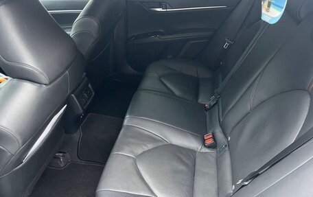 Toyota Camry, 2018 год, 2 650 000 рублей, 3 фотография