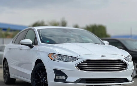 Ford Fusion (North America) II, 2020 год, 1 650 000 рублей, 2 фотография