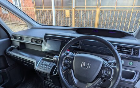 Honda Stepwgn IV, 2015 год, 2 100 000 рублей, 11 фотография