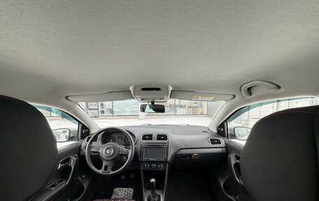 Volkswagen Polo VI (EU Market), 2011 год, 700 000 рублей, 12 фотография