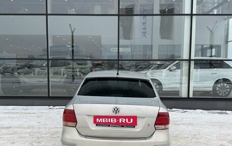 Volkswagen Polo VI (EU Market), 2011 год, 700 000 рублей, 5 фотография