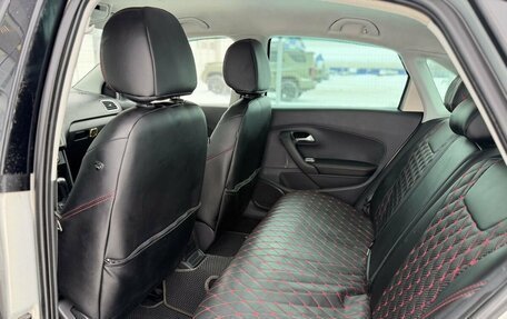 Volkswagen Polo VI (EU Market), 2011 год, 700 000 рублей, 16 фотография