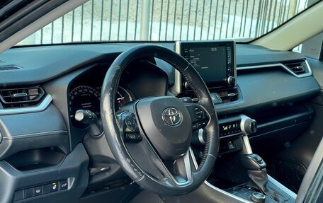 Toyota RAV4, 2020 год, 3 799 000 рублей, 8 фотография