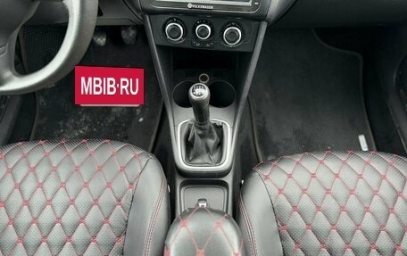 Volkswagen Polo VI (EU Market), 2011 год, 700 000 рублей, 19 фотография