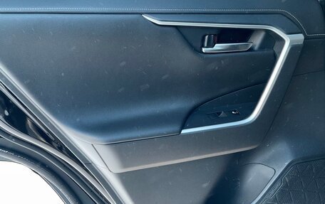 Toyota RAV4, 2020 год, 3 799 000 рублей, 22 фотография