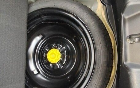 Toyota Yaris, 2022 год, 880 000 рублей, 21 фотография