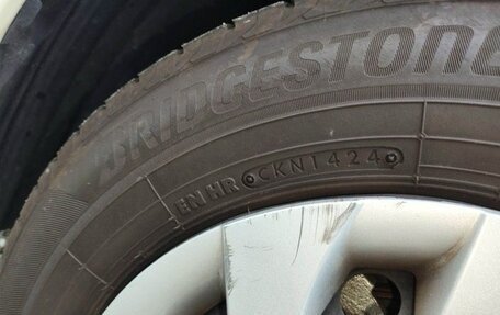 Toyota Yaris, 2022 год, 880 000 рублей, 23 фотография