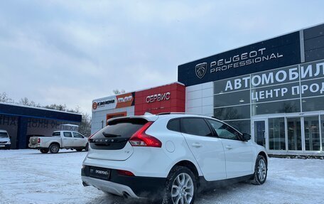 Volvo V40 Cross Country I, 2018 год, 1 550 000 рублей, 8 фотография