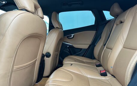 Volvo V40 Cross Country I, 2018 год, 1 550 000 рублей, 25 фотография