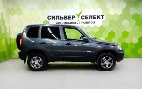 Chevrolet Niva I рестайлинг, 2013 год, 560 000 рублей, 8 фотография