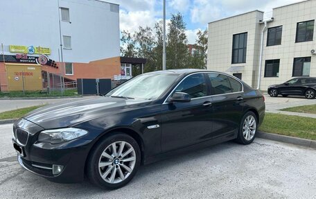 BMW 5 серия, 2010 год, 1 250 000 рублей, 2 фотография