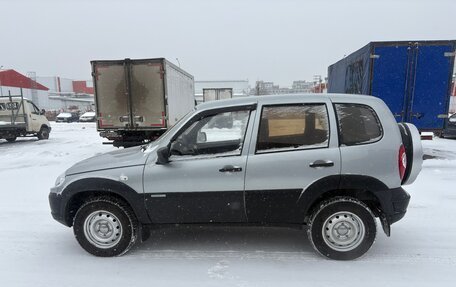 Chevrolet Niva I рестайлинг, 2015 год, 810 000 рублей, 7 фотография