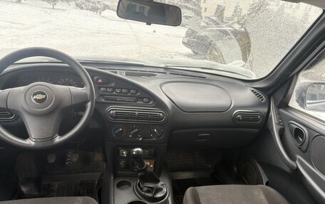 Chevrolet Niva I рестайлинг, 2015 год, 810 000 рублей, 11 фотография