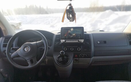 Volkswagen Transporter T5 рестайлинг, 2010 год, 1 500 000 рублей, 12 фотография