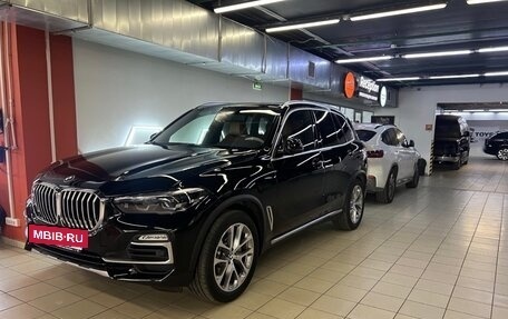 BMW X5, 2018 год, 5 300 000 рублей, 4 фотография