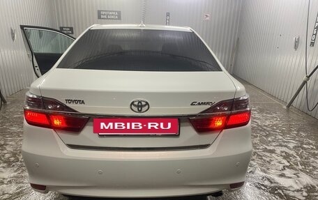 Toyota Camry, 2016 год, 2 350 000 рублей, 3 фотография