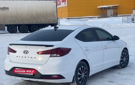 Hyundai Elantra VI рестайлинг, 2019 год, 1 585 000 рублей, 7 фотография