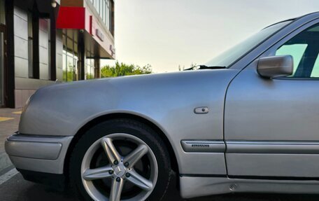 Mercedes-Benz E-Класс, 1997 год, 475 000 рублей, 9 фотография