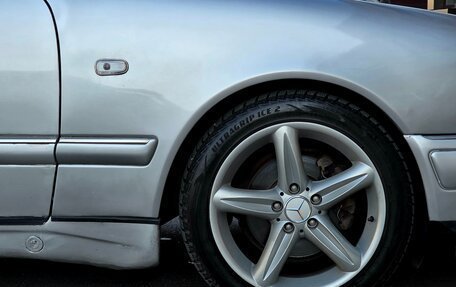 Mercedes-Benz E-Класс, 1997 год, 475 000 рублей, 7 фотография