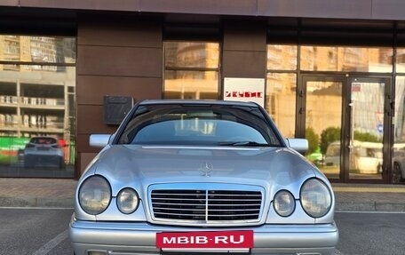Mercedes-Benz E-Класс, 1997 год, 475 000 рублей, 2 фотография