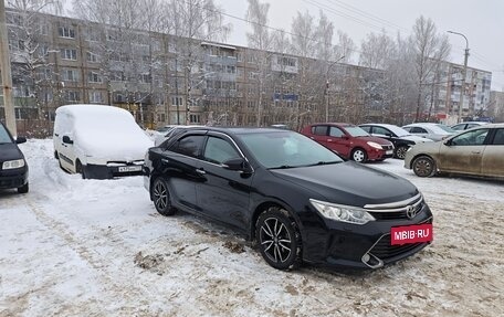 Toyota Camry, 2016 год, 1 950 000 рублей, 8 фотография