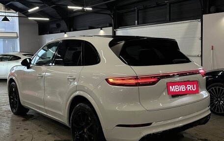 Porsche Cayenne III, 2021 год, 6 900 000 рублей, 3 фотография