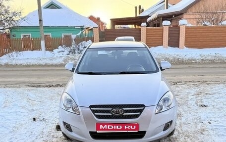 KIA cee'd I рестайлинг, 2008 год, 699 000 рублей, 1 фотография