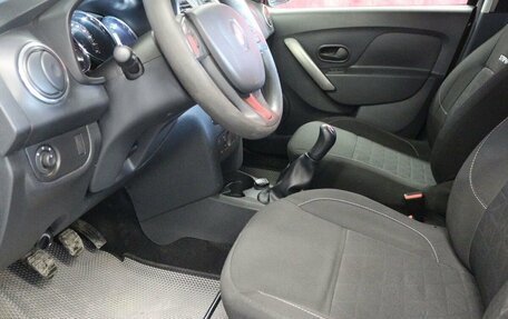 Renault Sandero II рестайлинг, 2018 год, 750 000 рублей, 12 фотография