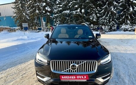Volvo XC90 II рестайлинг, 2022 год, 7 150 000 рублей, 25 фотография