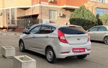 Hyundai Solaris II рестайлинг, 2015 год, 649 000 рублей, 4 фотография