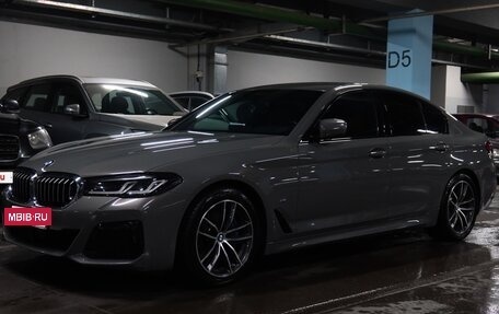 BMW 5 серия, 2021 год, 6 200 000 рублей, 6 фотография