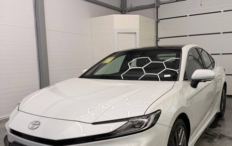 Toyota Camry, 2025 год, 4 390 000 рублей, 3 фотография